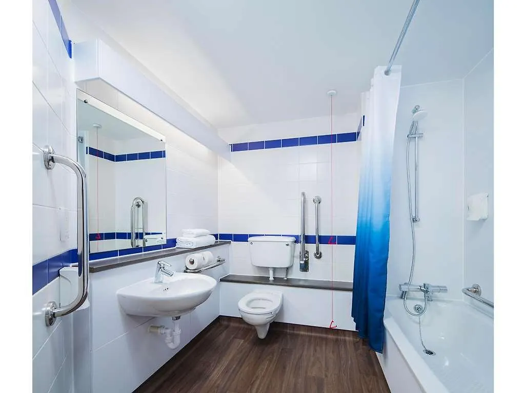 Travelodge London Central City Road