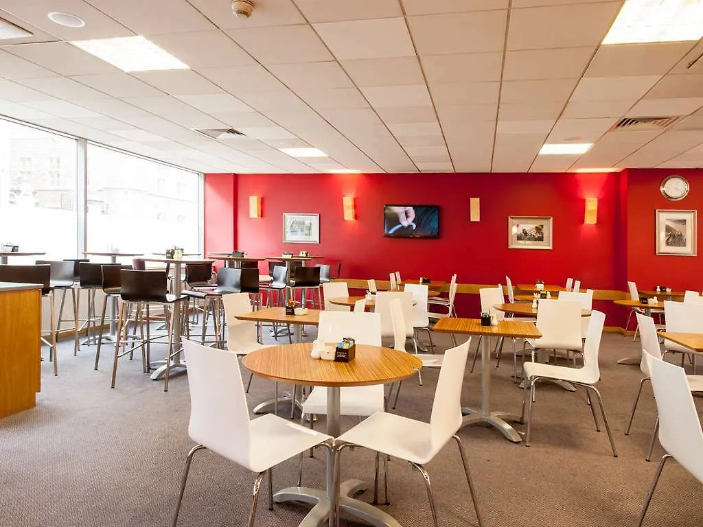 Travelodge London Central City Road